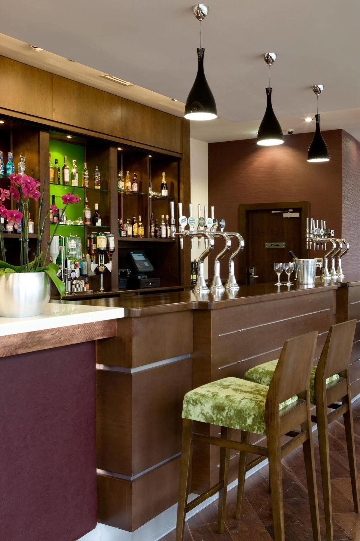 Leonardo Hotel 더비 레스토랑 사진